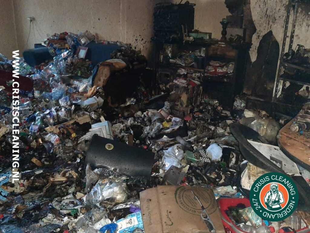 schoonmaak vervuilde woning